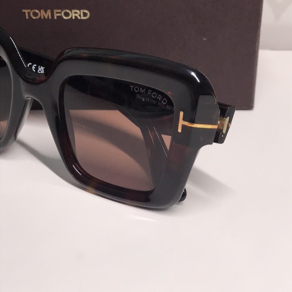 New Authentic Tom Ford Esme TF1157 52J Havana/Brown Sunglasses main image 5